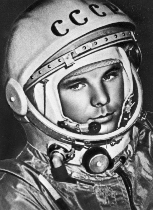 Gagarin statue to be unveiled