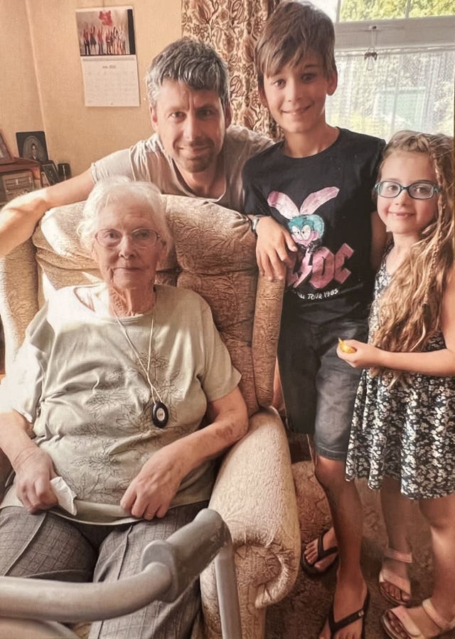 Nancy Gifford with relatives