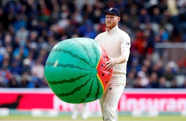 A beach ball caused a delay for a second successive day 
