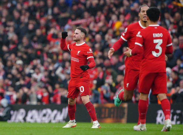 Alexis Mac Allister celebrates scoring against Manchester City