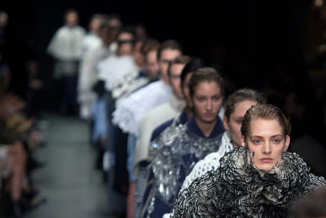 Burberry Catwalk – London Fashion Week 2017