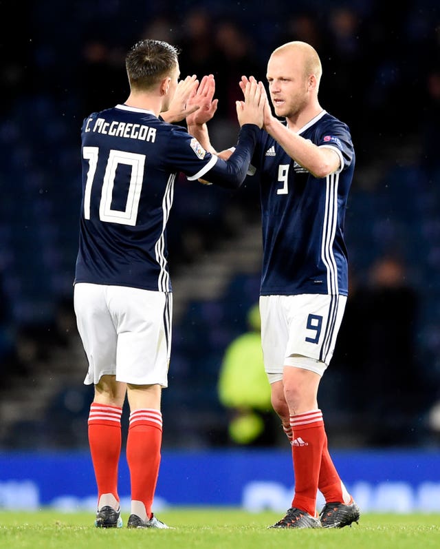 Steven Naismith, right, is back in the Scotland squad 