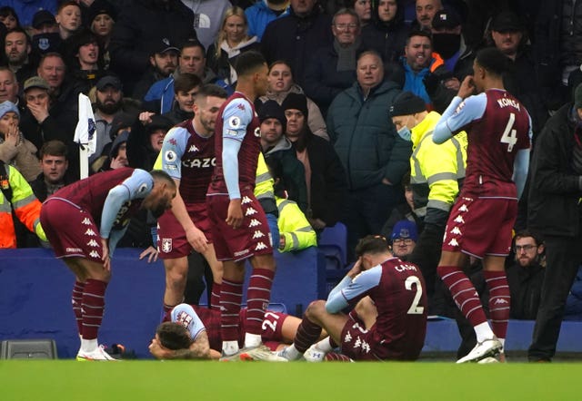 Duncan Ferguson’s second spell as Everton caretaker begins with defeat to Villa