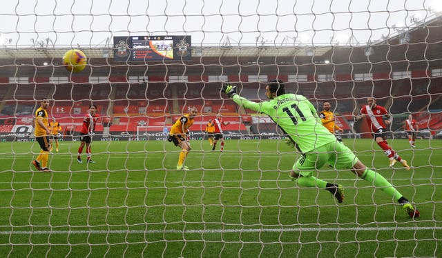 Controversial penalty helps Wolves fight back to beat Southampton