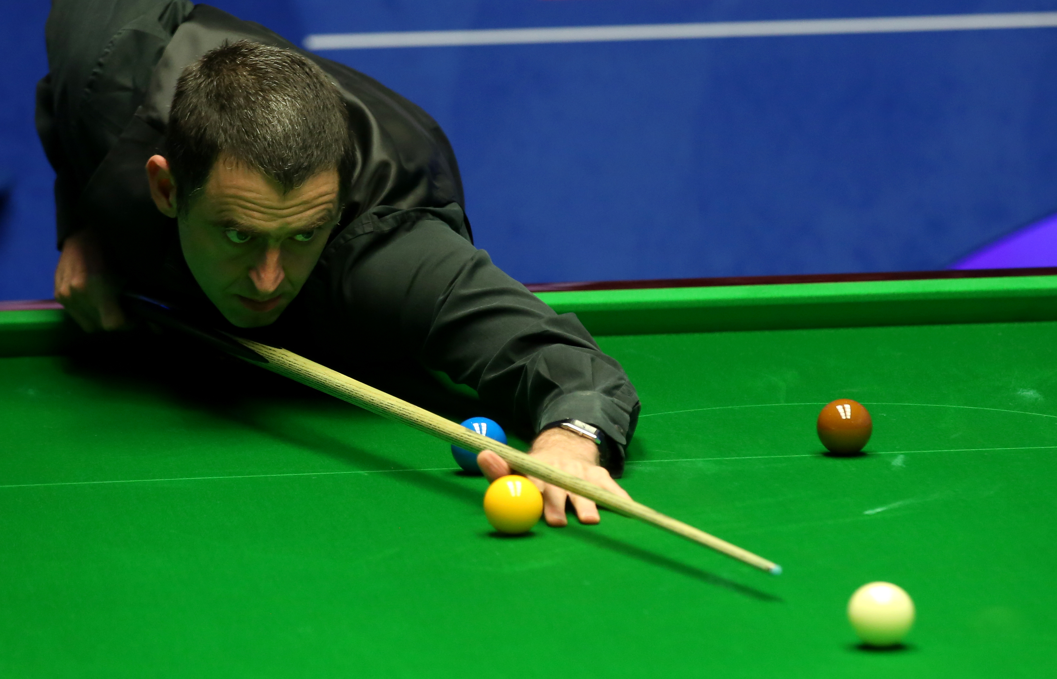 Ronnie O'Sullivan loses to Ali Carter in heated second-round match Ronnie O'Sullivan loses to Ali Carter in heated second-round match