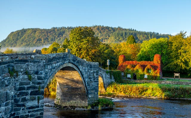 Autumn weather 2019