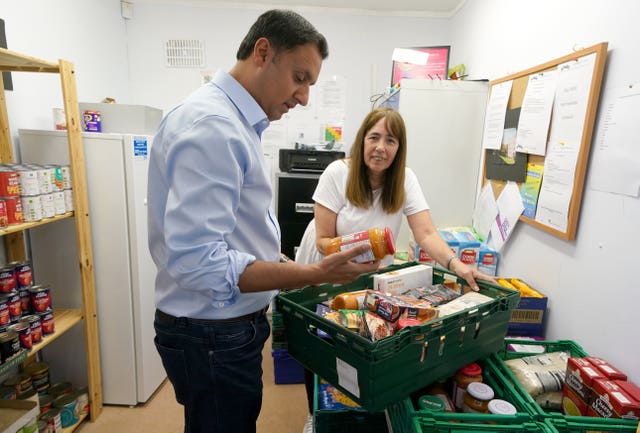 Anas Sarwar visit Acre Community Hall