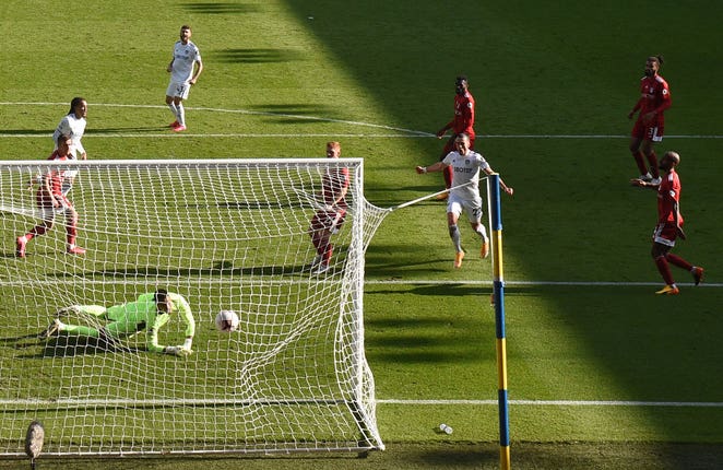 Leeds United won their first Premier League game in 16 years but were made to work for it in a seven-goal thriller with Fulham