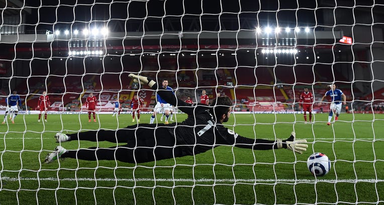 Gylfi Sigurdsson wrapped things up from the penalty spot