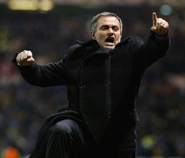 Mourinho celebrates as Porto stun Manchester United in the 2004 Champions League at Old Trafford
