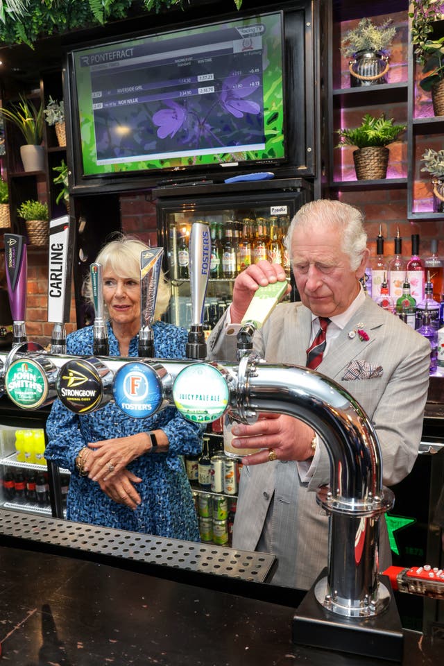 Royal visits for Wales Week