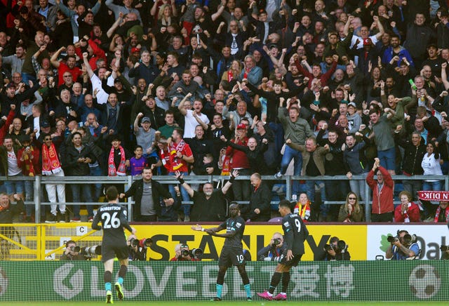 Mane celebrates scoring Liverpool''s second goal 