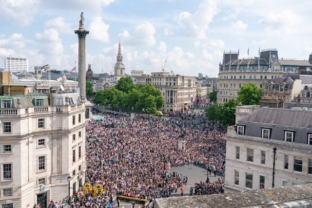 Platinum Jubilee crowds