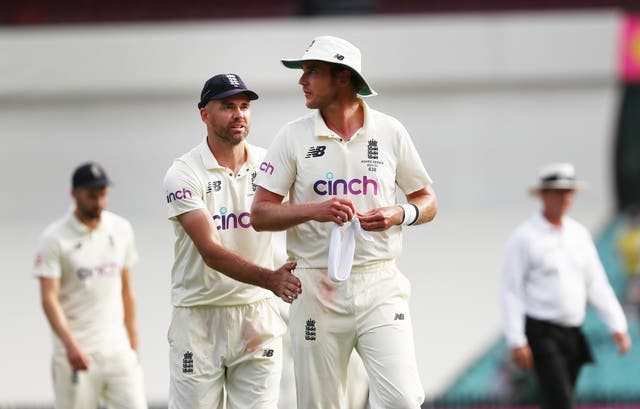 Stuart Broad, right, wants to follow James Anderson's example