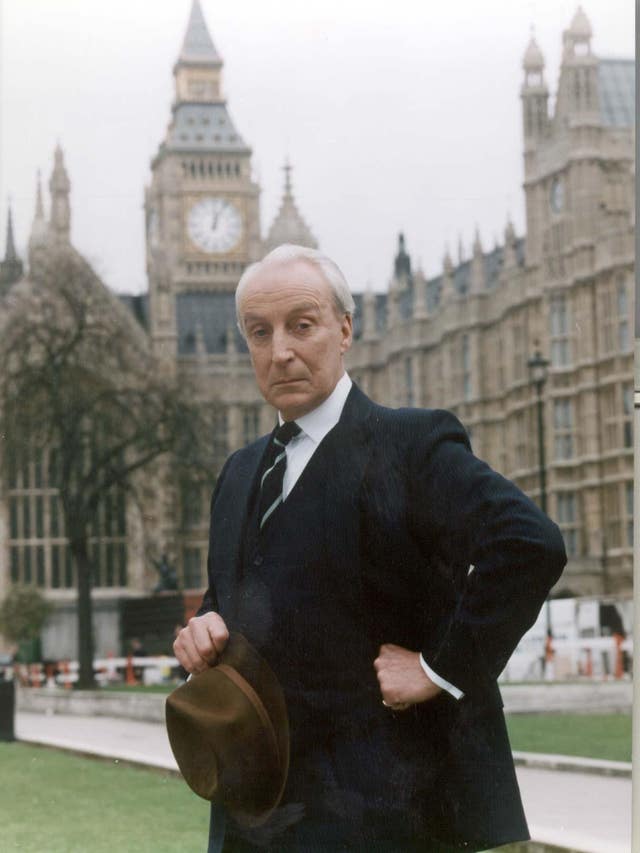 Ian Richardson