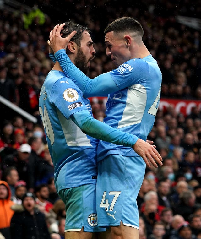 Manchester City cruise to derby win as Chelsea slip up against Burnley PLZ Soccer Manchester City cruise to derby win as Chelsea slip up against Burnley PLZ Soccer