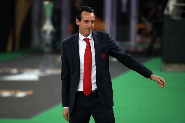 Young stars Willock and Saka shine as Arsenal win in Germany