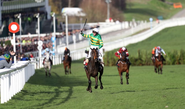 Easysland winning the race in 2020