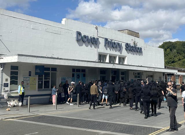 Dover anti-migrant protest