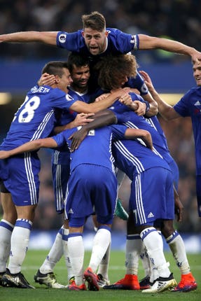 N’Golo Kante celebrates scoring his side’s fourth goal as Chelsea beat Manchester United 4-0 during their 2016/17 campaign