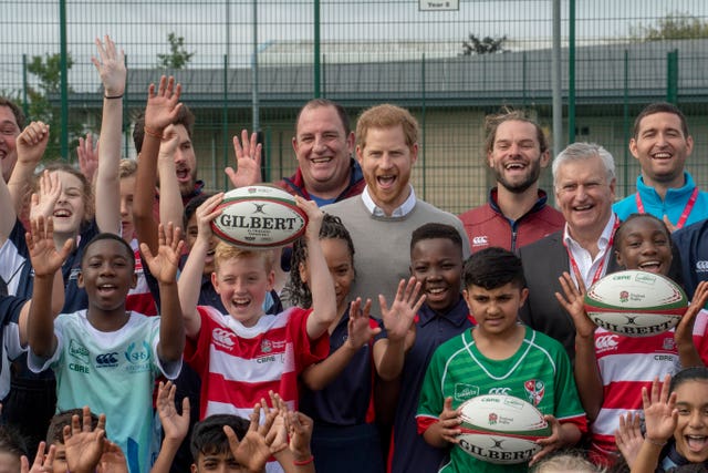 Duke of Sussex meets schoolchildren