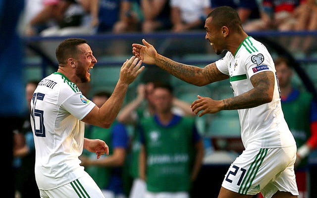 Conor Washington (left) and Josh Magennis (right)