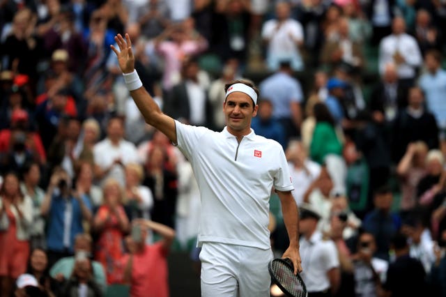 Roger Federer has eased into the last eight