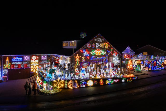A Christmas light display