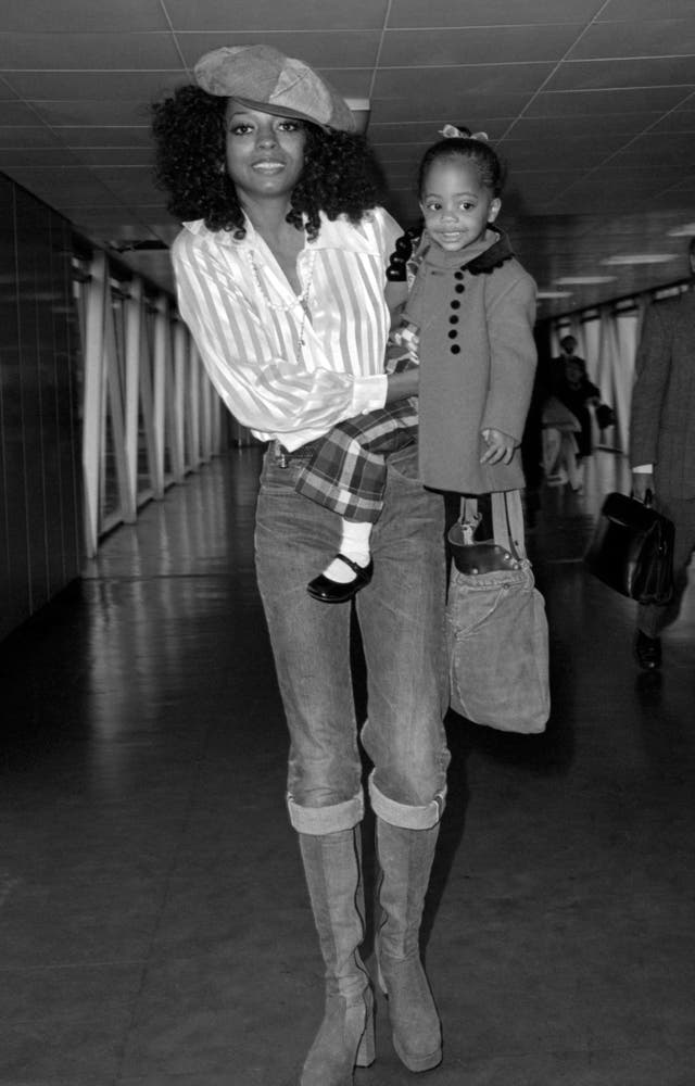Diana Ross – Heathrow Airport