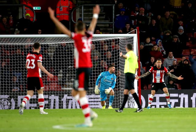 Defeat at Southampton was the final straw for Quique Sanchez Flores