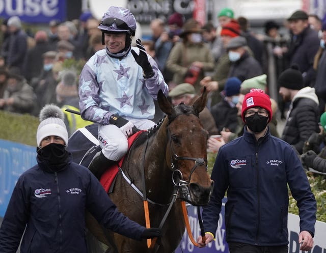 Denis O’Regan and Smoking Gun at Fairyhouse