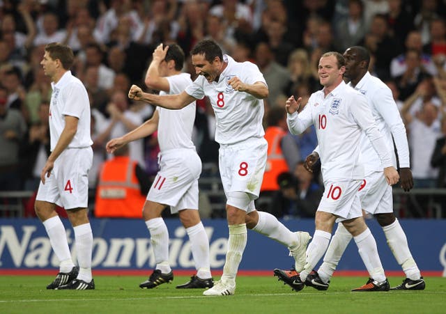 Frank Lampard, centre, celebrates scoring England's third goal in their last meeting with Croatia