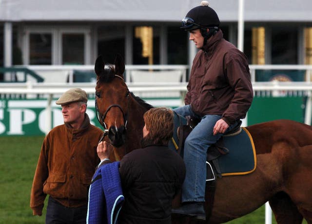 Willie Mullins with Hedgehunter at Aintree