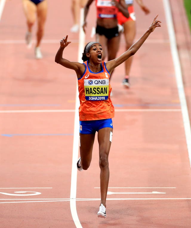 Sifan Hassan crosses the line in first place