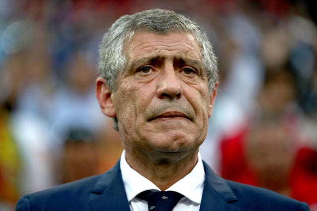 Cristiano Ronaldo cannot be contained by one player, says Uruguay boss