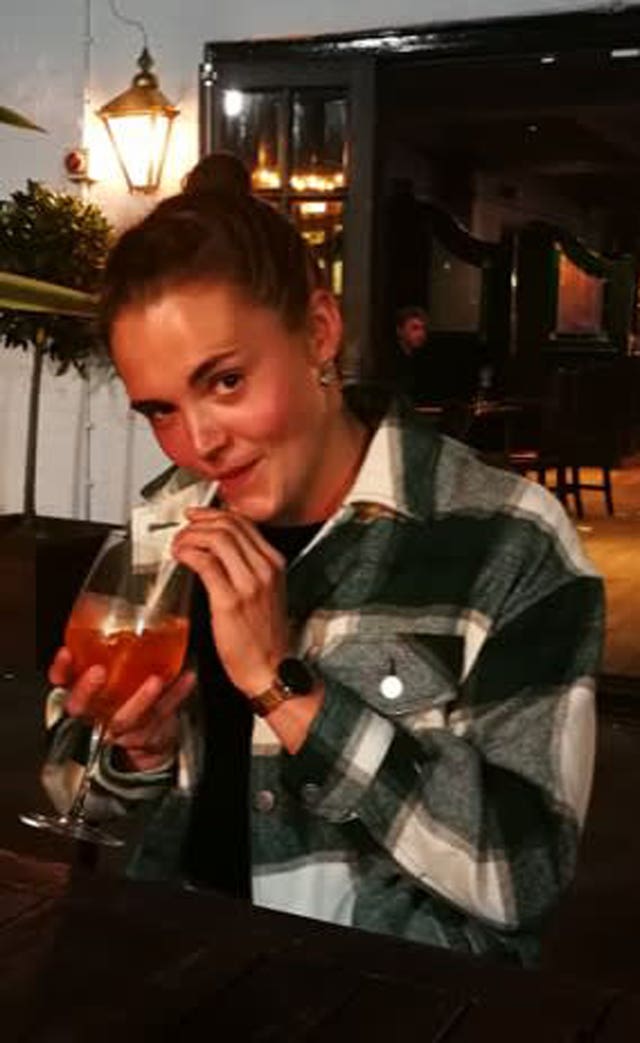 Saskia Jones