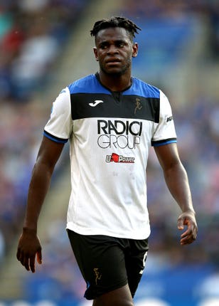 Duvan Zapata fired Atalanta into Serie A's top four