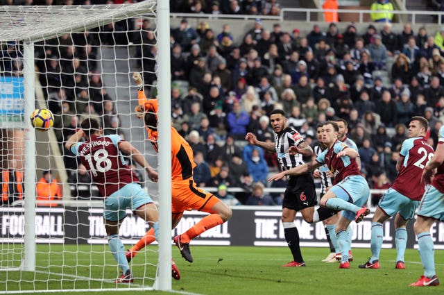 Jamaal Lascelles headed Newcastle into the lead 