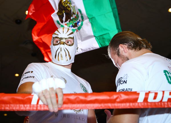 Tyson Fury is playing up to the Mexican theme in Las Vegas