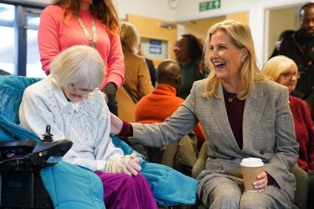 Sophie talks people using the Windale Community Hub in Oxford