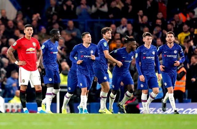 Superb Marcus Rashford free-kick sends Manchester United through