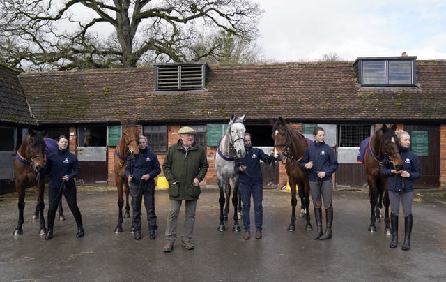 Paul Nicholls (centre) alongside Threeunderthrufive, Bravemansgame, Kandoo Kid, Stay Away Fay and Hitman (left-right)