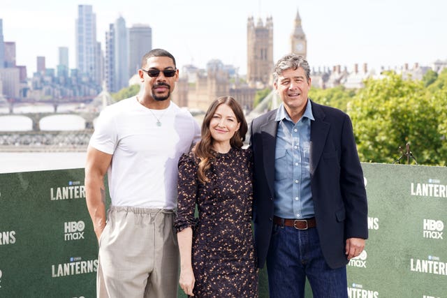 Aaron Pierre, Kelly Macdonald and Kyle Chandler