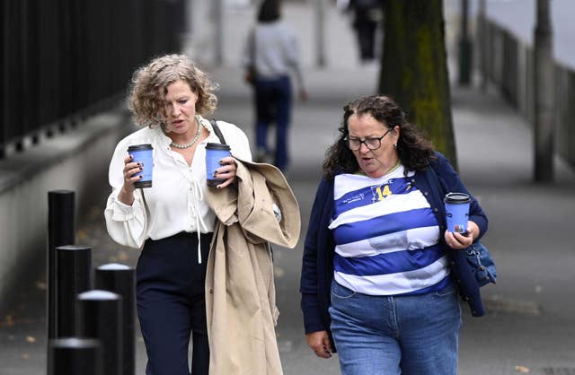 Fiona Donohoe (left(