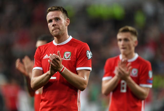 Chris Gunter applauds fans after the game