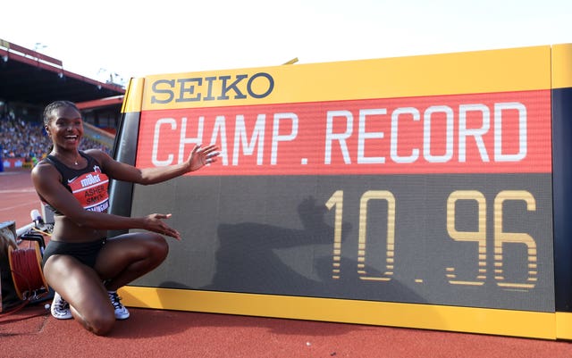 Dina Asher-Smith set a new championship record of 10.96 seconds to win her 100m event 