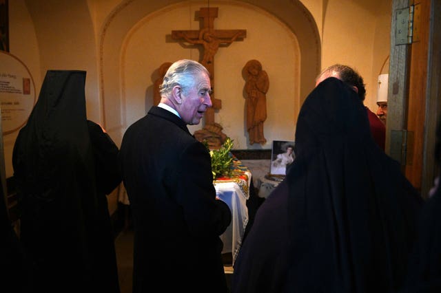 Charles visits the tomb of Princess Alice