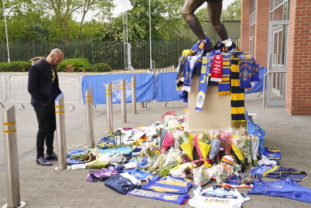 Rob Burrow death