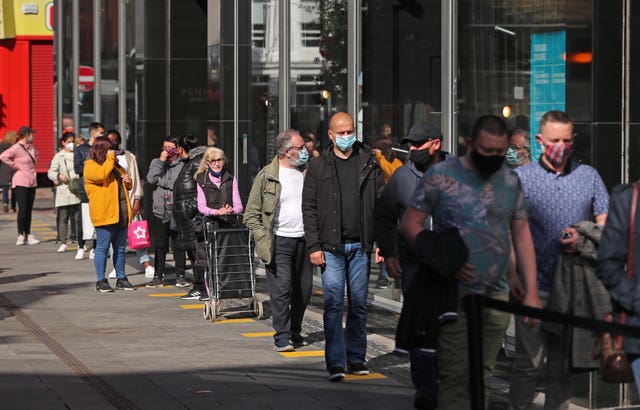 Shoppers queuing on Henry Street in Dublin