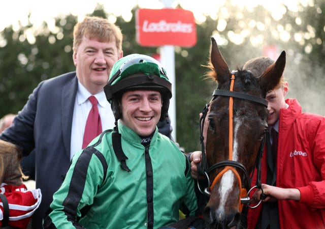 Ladbrokes Christmas Festival – Day One – Kempton Park